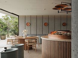 TRUNK HOTEL YOYOGI PARK