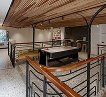 Double B Hostel