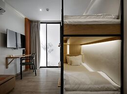 Double B Hostel