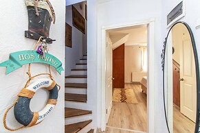 Sea View Cozy House With BBQ and Garden in Bodrum