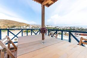 Sea View Cozy House With BBQ and Garden in Bodrum