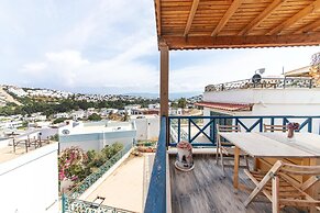 Sea View Cozy House With BBQ and Garden in Bodrum