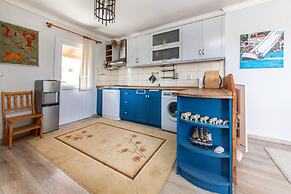 Sea View Cozy House With BBQ and Garden in Bodrum