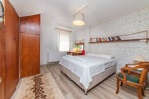 Sea View Cozy House With BBQ and Garden in Bodrum