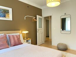 Cozy and Classy Flat Near Taksim Square in Beyoglu