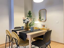 Chic Spacious Flat Near Istiklal Avenue in Beyoglu