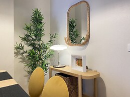 Chic Spacious Flat Near Istiklal Avenue in Beyoglu