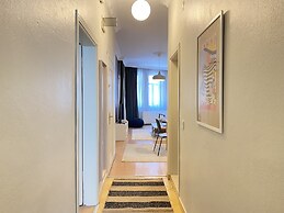 Chic Spacious Flat Near Istiklal Avenue in Beyoglu