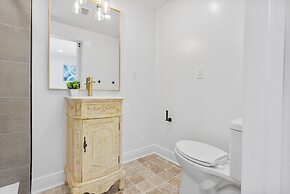 Cozy Comfortable and Quiet Suites FT