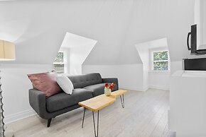 Cozy Comfortable and Quiet Suites FT