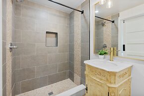 Cozy Comfortable and Quiet Suites FT