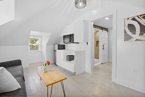 Cozy Comfortable and Quiet Suites FT