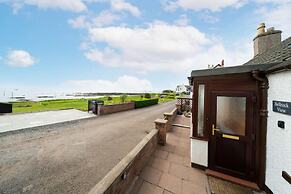 Bellrock View - Traditional Coastal Retreat