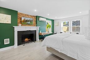 Cozy Comfortable and Quiet Suites