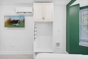 Cozy Comfortable and Quiet Suites