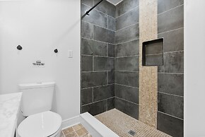 Cozy Comfortable and Quiet Suites