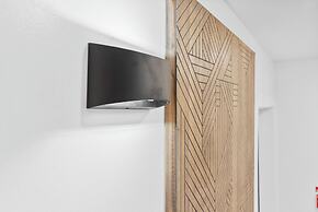 Cozy Comfortable and Quiet Suites