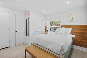 Cozy Comfortable and Quiet Suites