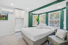 Cozy Comfortable and Quiet Suites