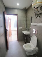 Hotel Crystel Residency