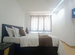 Hotel Crystel Residency