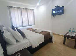 Hotel Crystel Residency