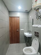 Hotel Crystel Residency