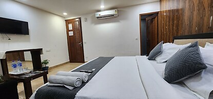 Hotel Crystel Residency