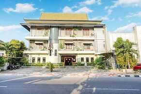 Winotosastro Hotel by Athelu