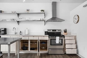 CozySuites at  Bottleworks District