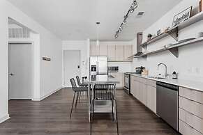 CozySuites at  Bottleworks District