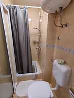 A1 Beachfront apt With big Terrace and sea View