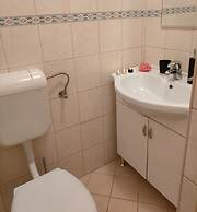 A3 Beachfront apt With big Terrace and sea View