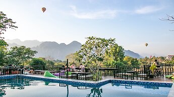 Mad Monkey  Vang Vieng