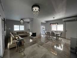 4 Bedroom Private Villa, Pool, Kyrenia Town