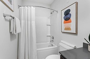 CozySuites at Meridian Kessler