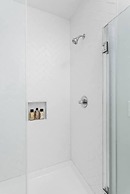 CozySuites at Meridian Kessler