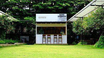 XOM Organic Farm Stay