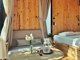 XOM Organic Farm Stay