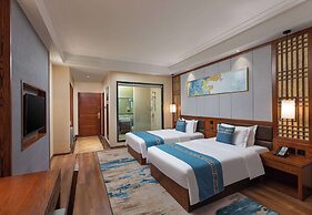 Days Hotel by Wyndham Dali High-speed Railway Station