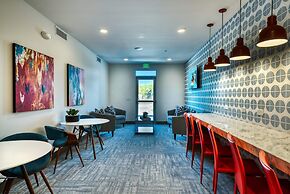 CozySuites at Westgate