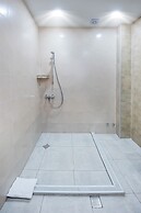 Solo Grand Boshuri Hotel