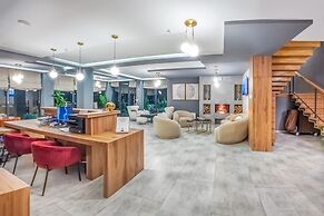 Solo Grand Boshuri Hotel