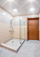 Solo Grand Boshuri Hotel