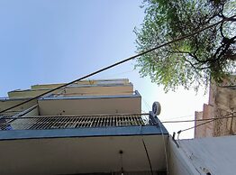 Hotel Triton Residency