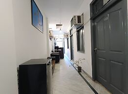 Hotel Triton Residency