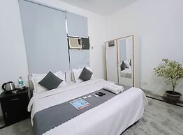 Hotel Triton Residency