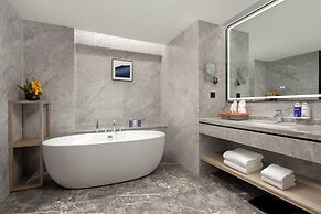 voco Changsha Airport by IHG