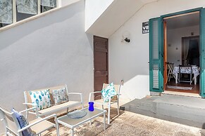 Camilla Home St.cesarea 200m From Sea