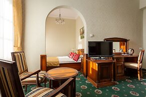 Hotel Eger & Park
